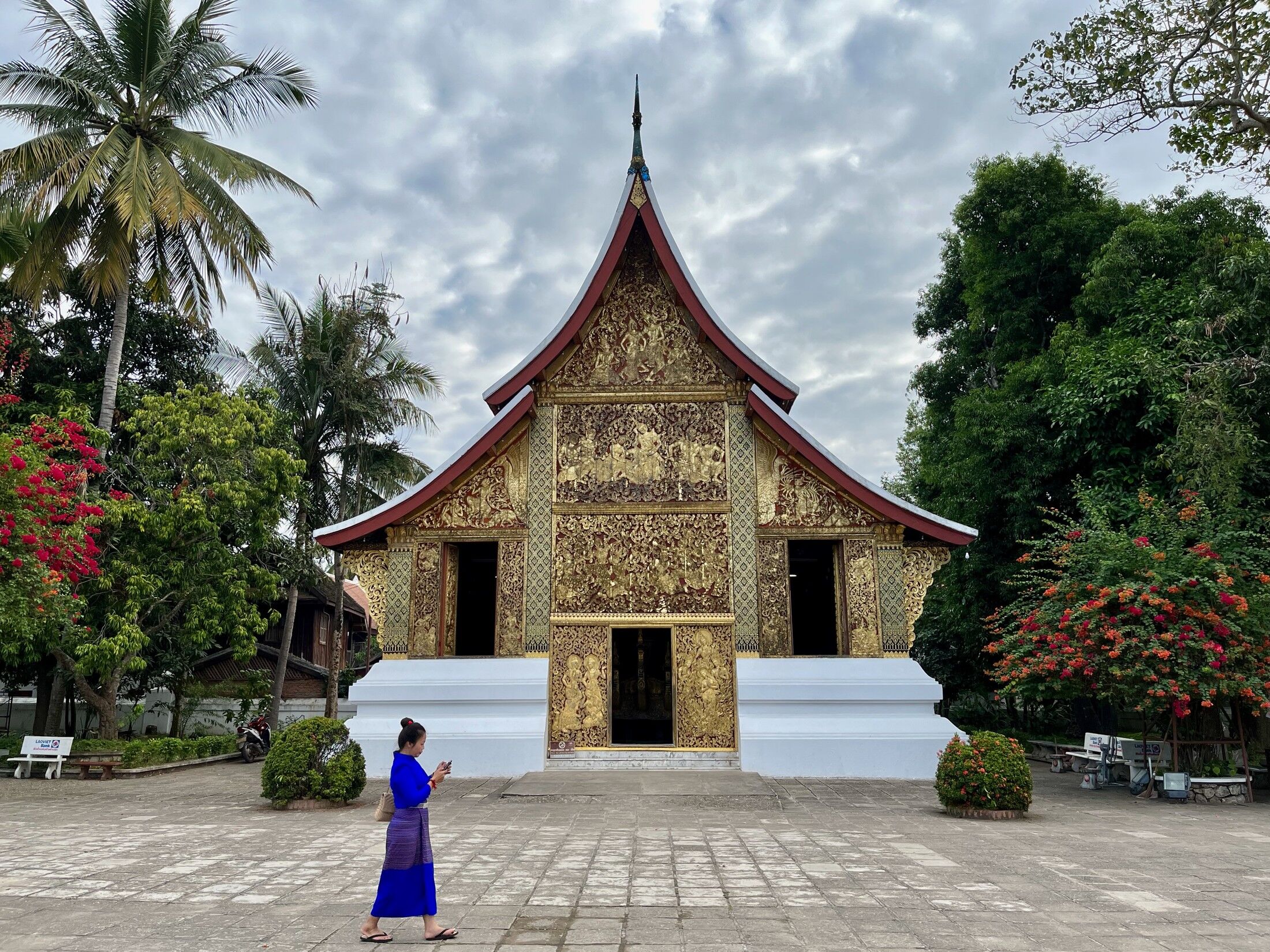 Capture the serene beauty of Laos’ meditation landmarks